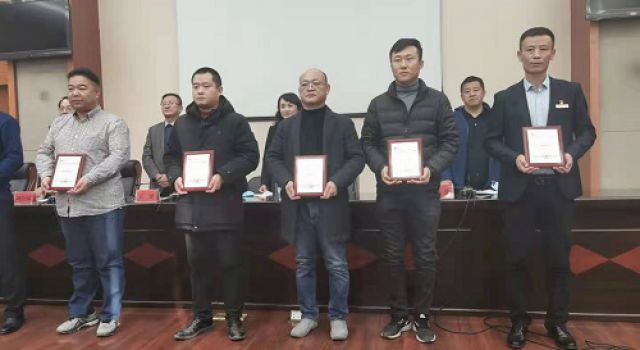 “合心?合力?合拍、大干一百八十天”勞動競賽活動表彰大會召開