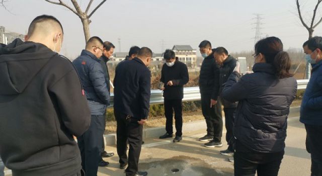 張土路、鎮(zhèn)東路順利通過交工驗(yàn)收
