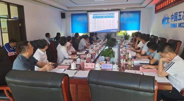 濟濰高速第二駐地辦組織三、四合同召開工地調(diào)度會