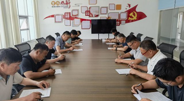 董梁沈新項(xiàng)目第一總監(jiān)辦組織對(duì)駐地辦、項(xiàng)目部預(yù)制場負(fù)責(zé)人進(jìn)行考核