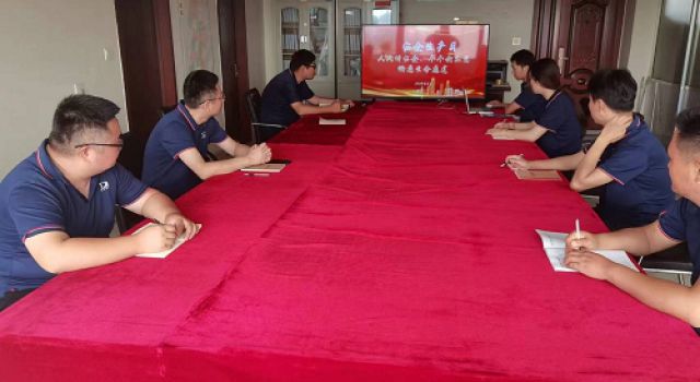人人講安全、個個會應急---暢通生命通道----東泰咨詢莒縣監(jiān)理處組織安全生產(chǎn)月活動